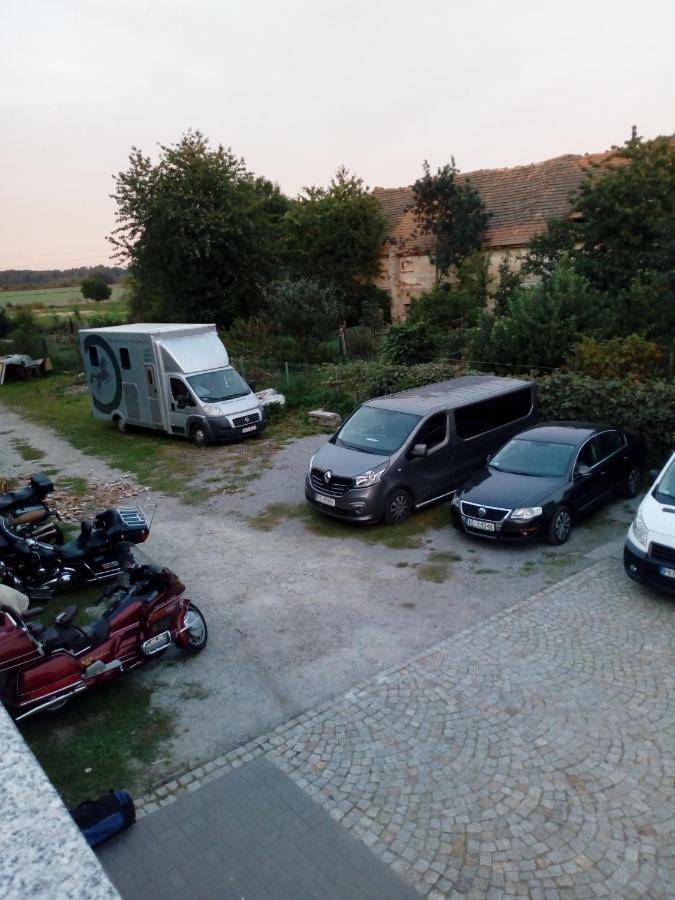 Villa U Bronka W Ksiazecym Lesie Niedaszow Exterior foto